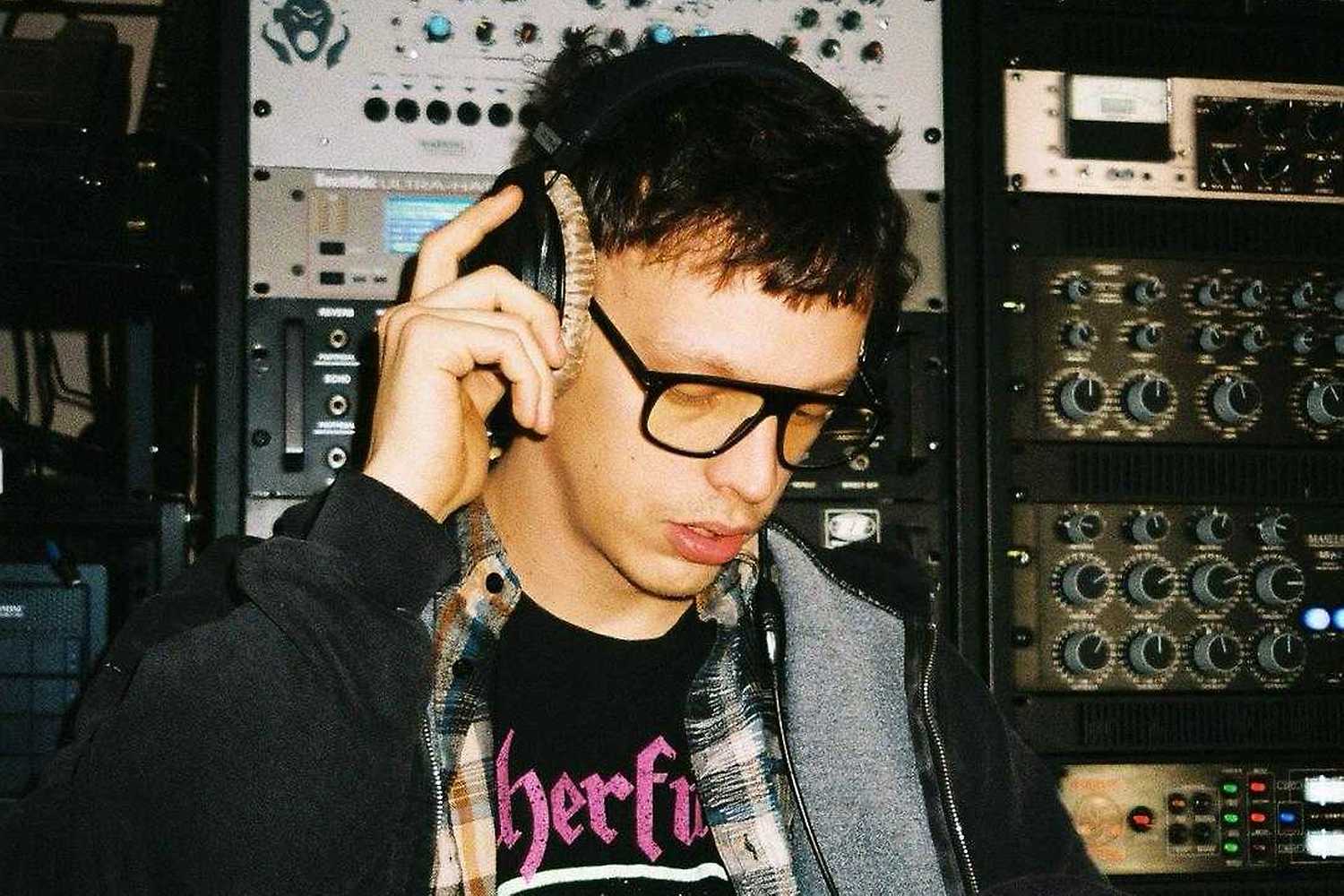 CC Night: Shimmi + AstralKid22 + ďalší