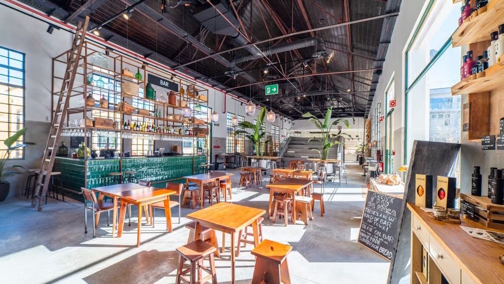 Lisbon Digital Nomads Meetup:  Almost Spring Social  @ Praca Beato
