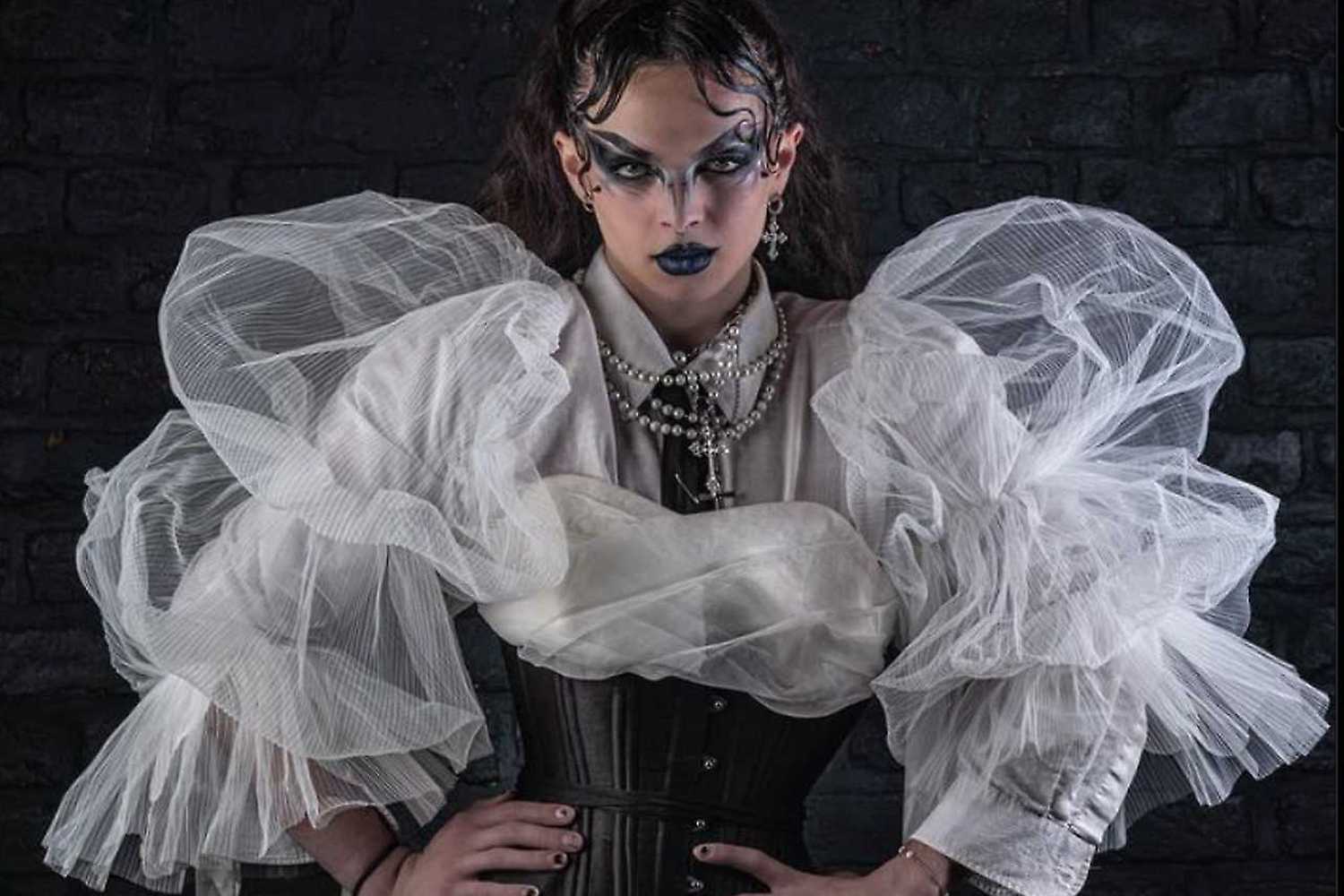 Drag show by B52 – Asian Edition