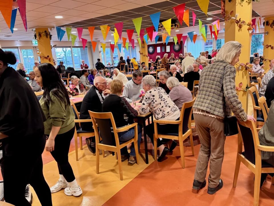 WEEK TEGEN DE EENZAAMHEID // Gemeenschap als antwoord op eenzaamheid?