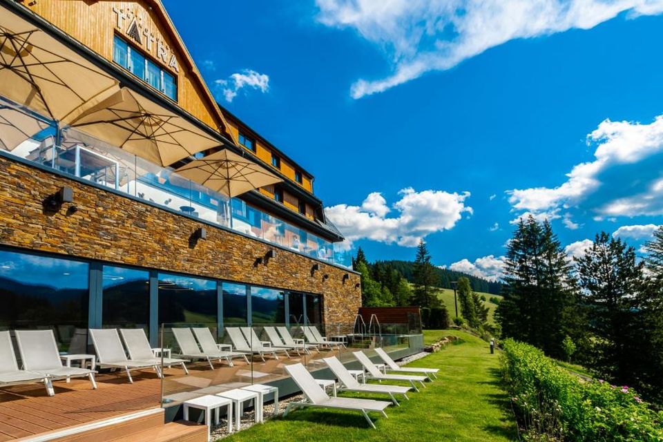Wellness pobyt s jogou v prekrásnom hoteli Grand Tatra