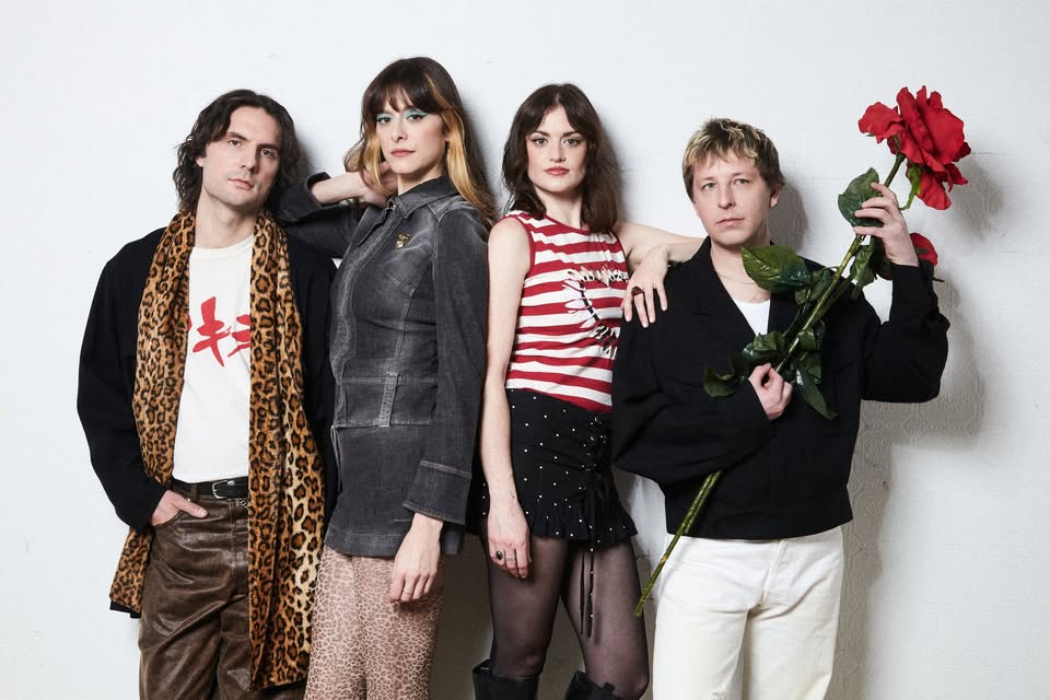 TOPS, support: SHUNK - Neue Zukunft, Berlin
