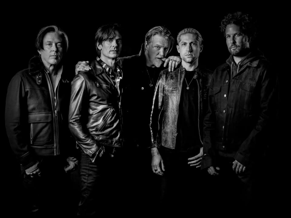 Queens of the Stone Age: The Catacombs Tour // Koninklijk Theater Carré, Amsterdam