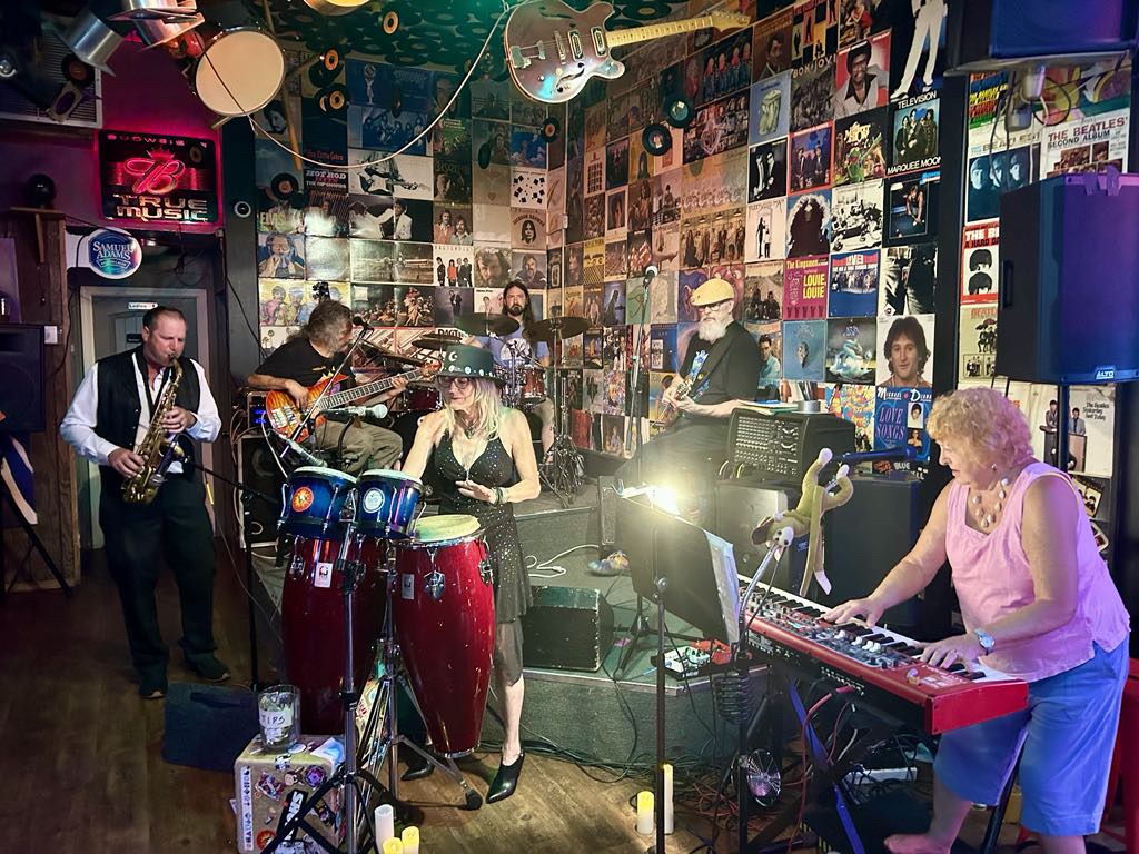 Scott Steele Band Hosts Montavilla Station Sunday Night Jam!