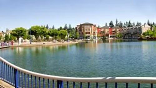 Tualatin Lake at the Commons - Tualatin River Greenway Trail