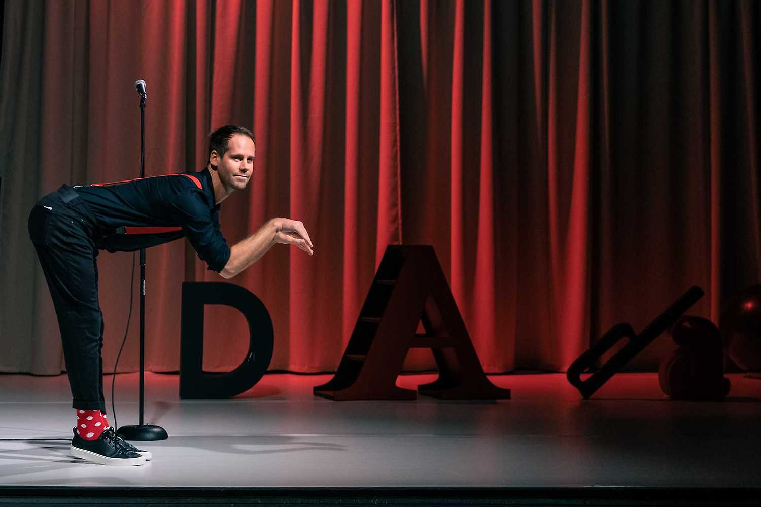 Dada Revue