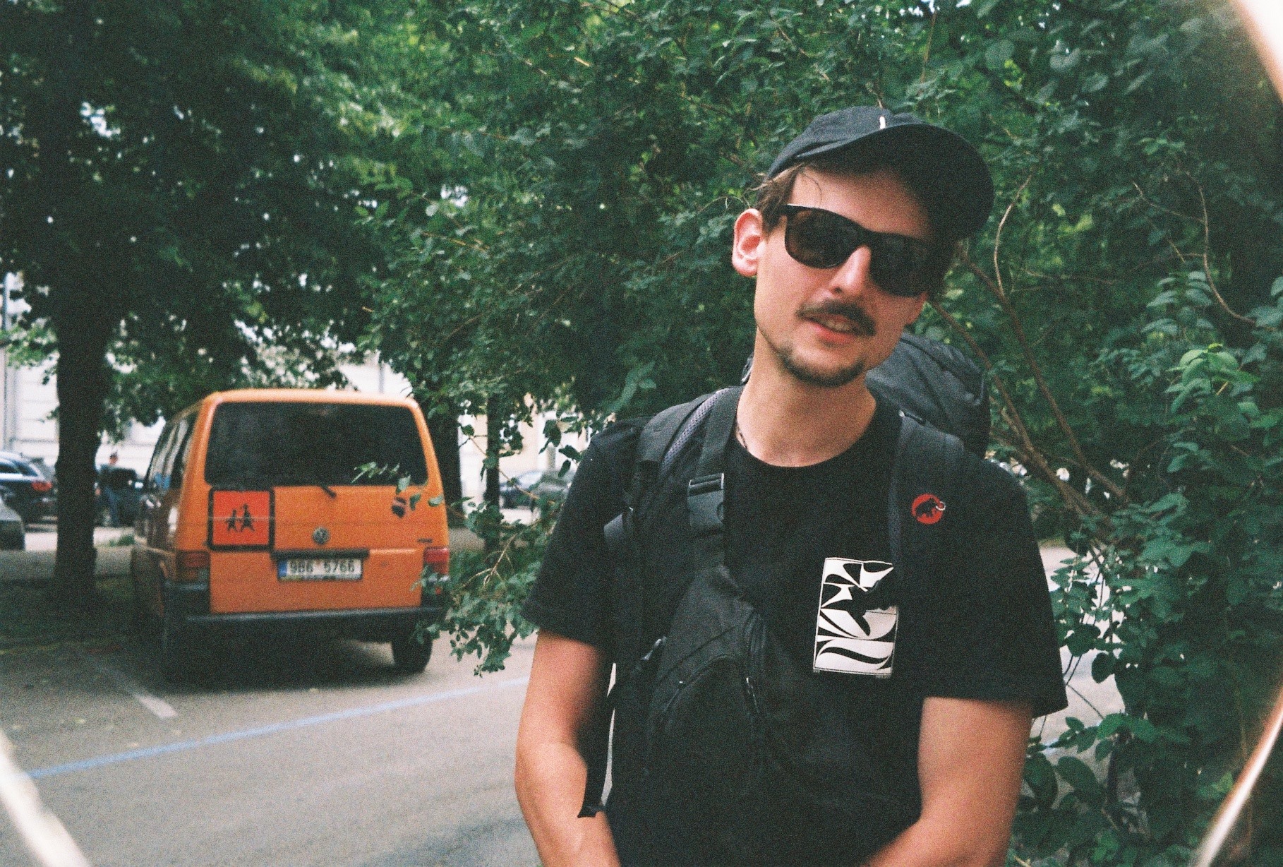 Kosmic Skaut x Groove Bar