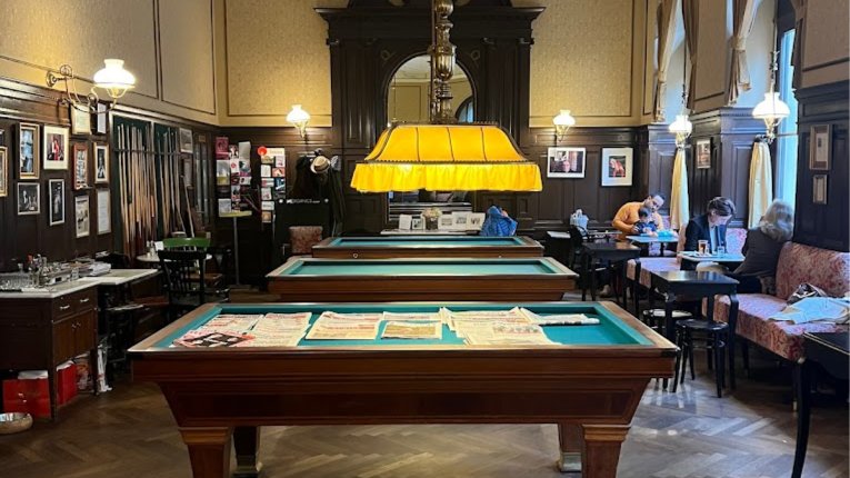 Chess at Café Sperl