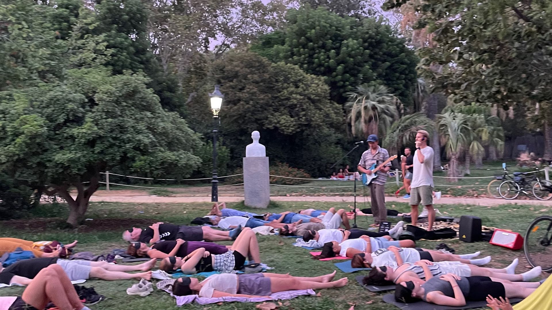 🌳 Sundays in the Park – Breathwork, Meditation & Live Music (Donation-Based)