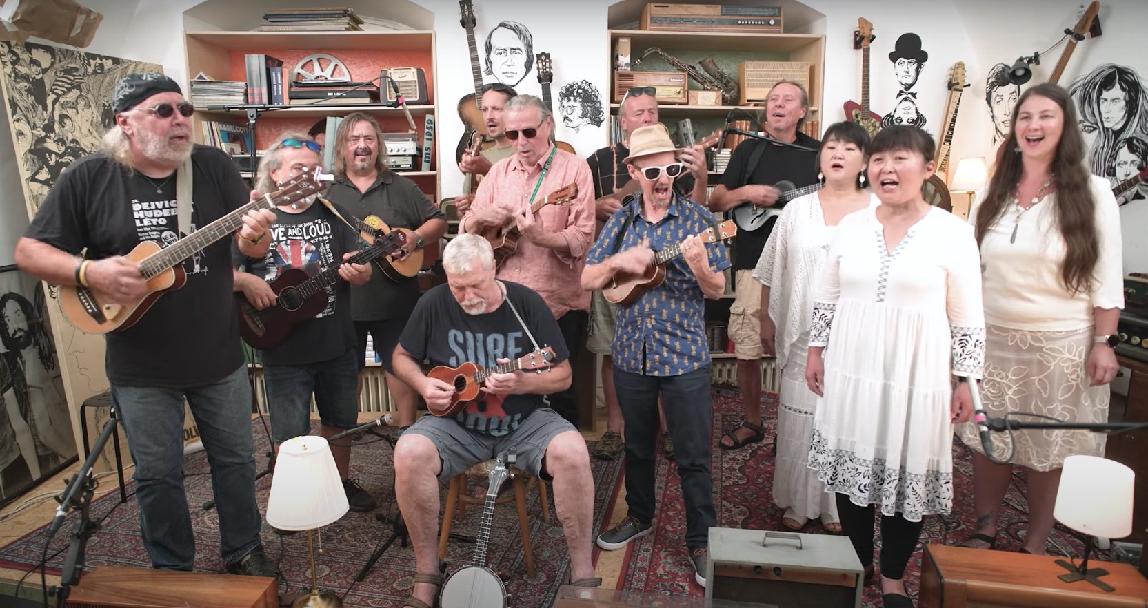 Pražský ukulele band v Popmuseu PUB (doprovodný program k výstavě)
