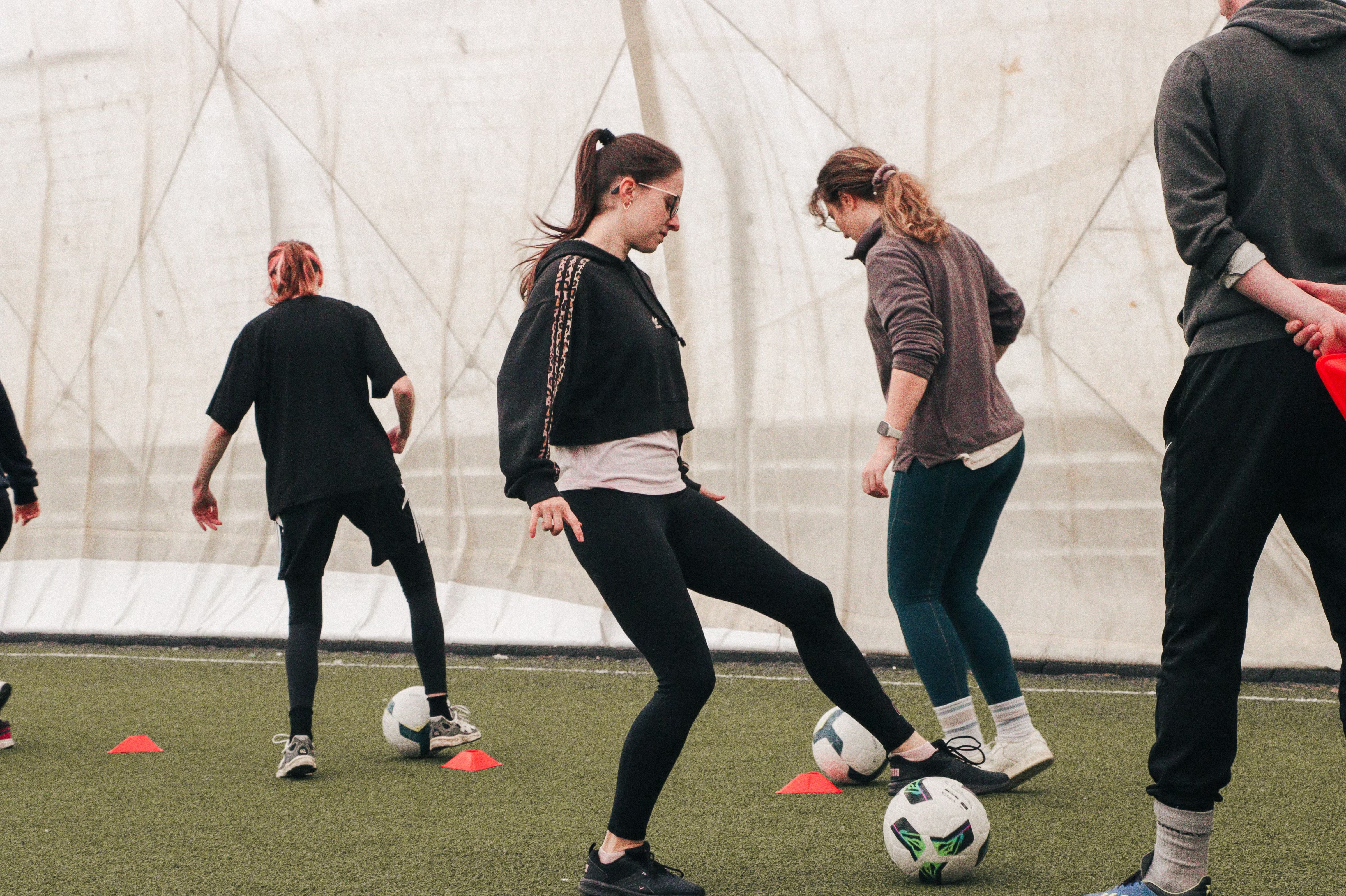 Open FREE football training - trial for newcomers 🐥⚽ women only!