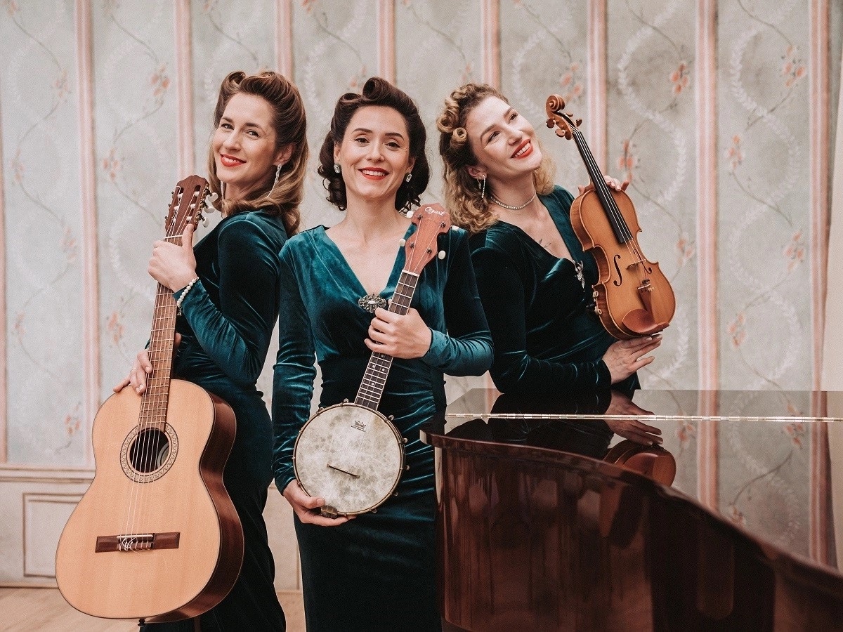 JAZZ NA STŘEŠE: Paper Moon Trio
