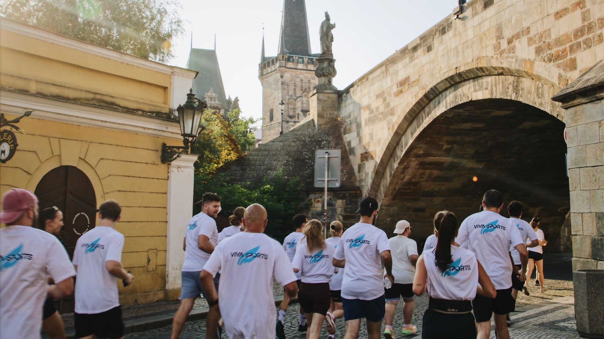 SUNDAY RUN CLUB