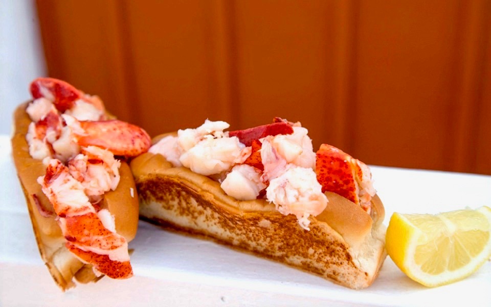 Cousins Maine Lobster in Portland: Lone Wolf Watering Hole