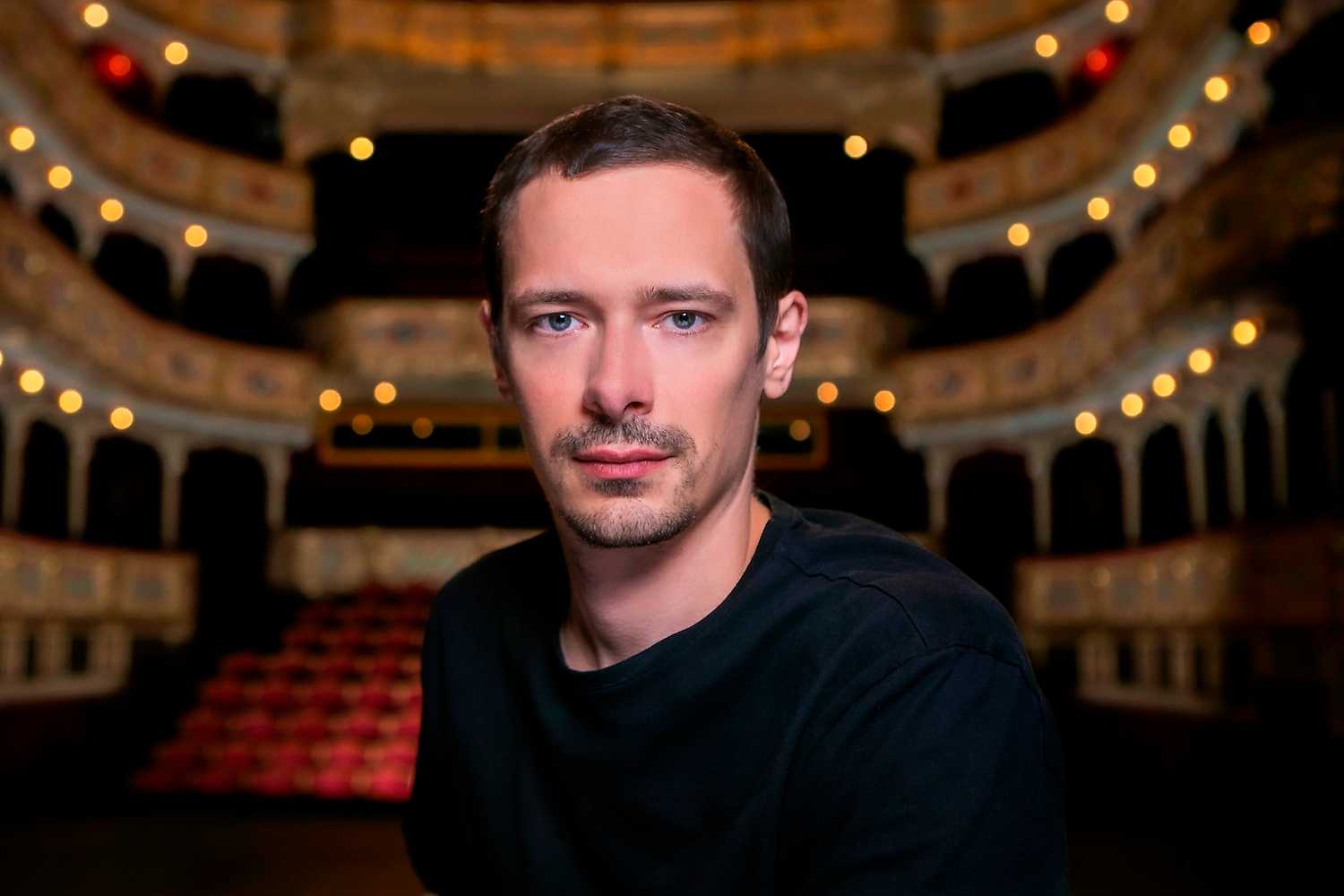 Mimézis: Anton Korenči