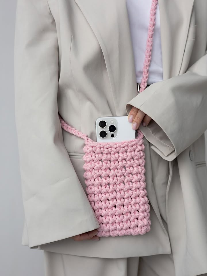 Crochet phone bag workshop