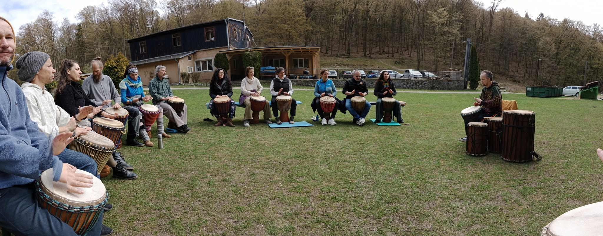 DJEMBE CHATA CEMENTÁRKA - rytmus Kilasi