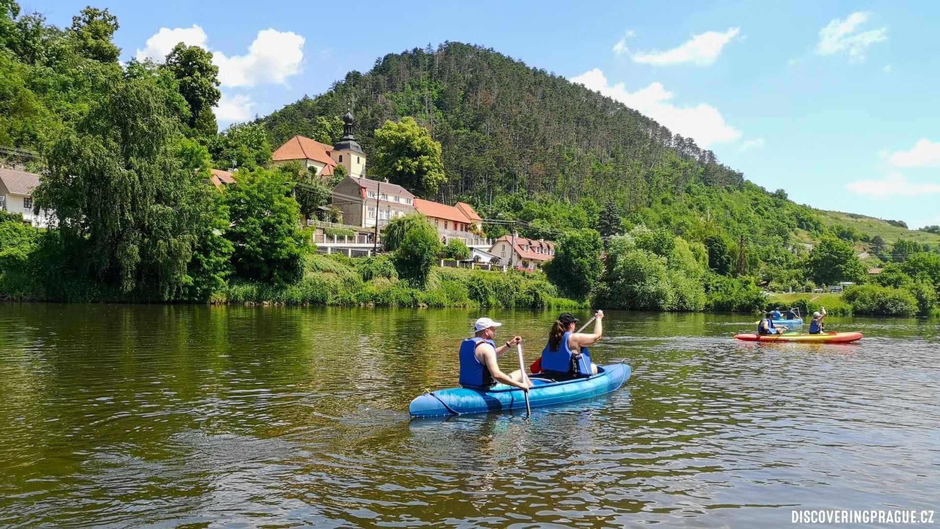 Let's canoe on Berounka!