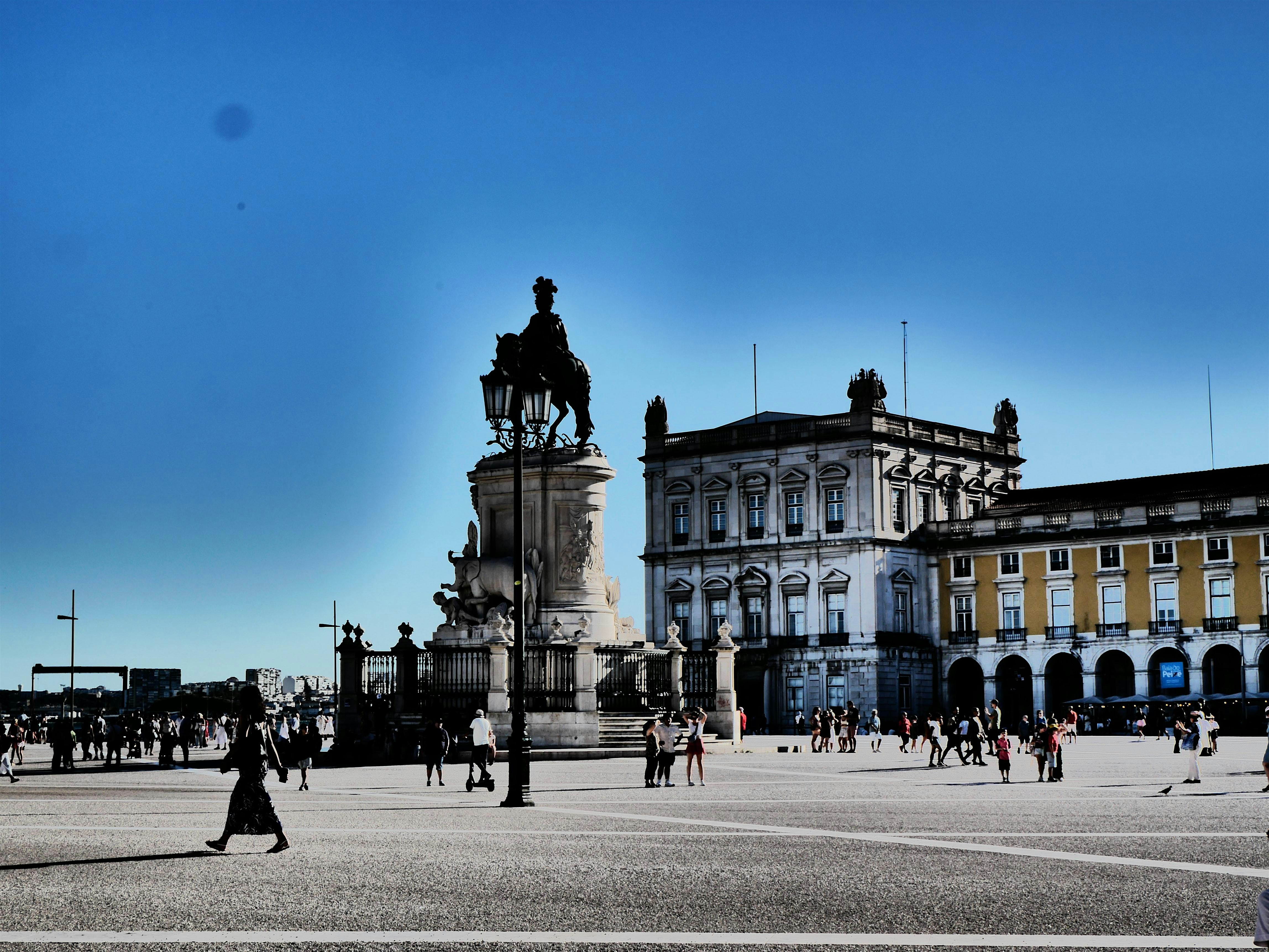 La Revolución de los Claveles en Lisboa.  Free Tour en español