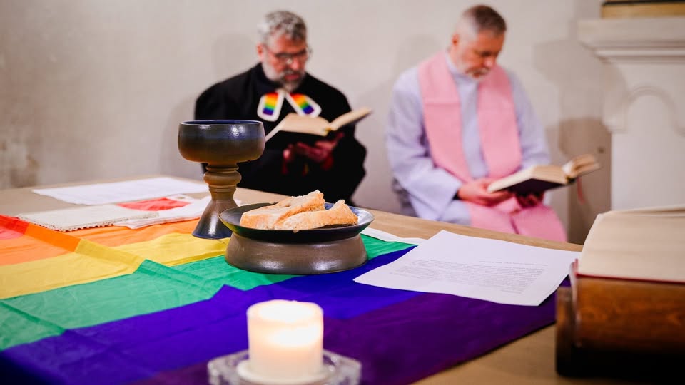 Bohoslužba v předvečer Prague Pride