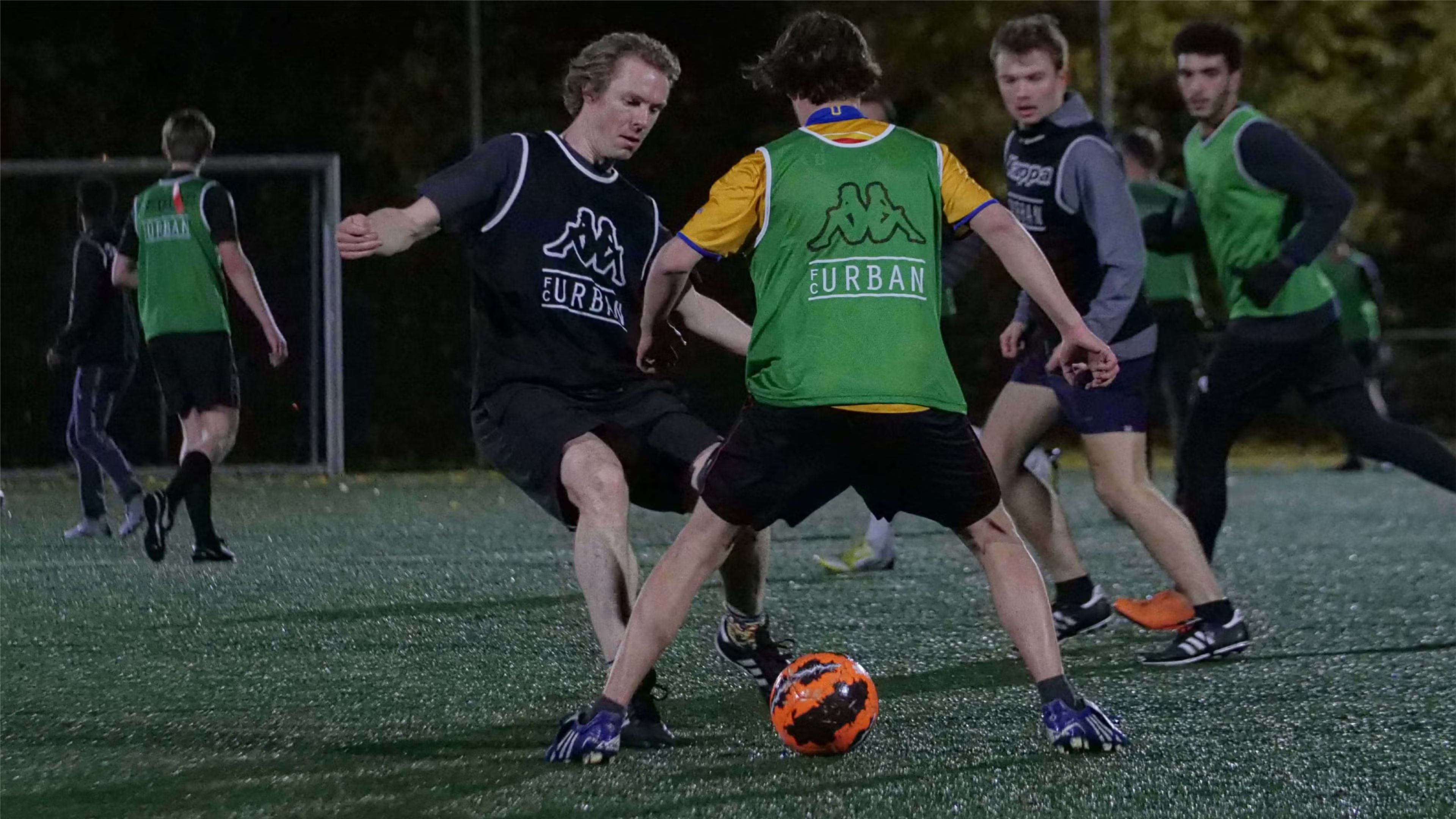 Play football at Sportpark Spieringhorn