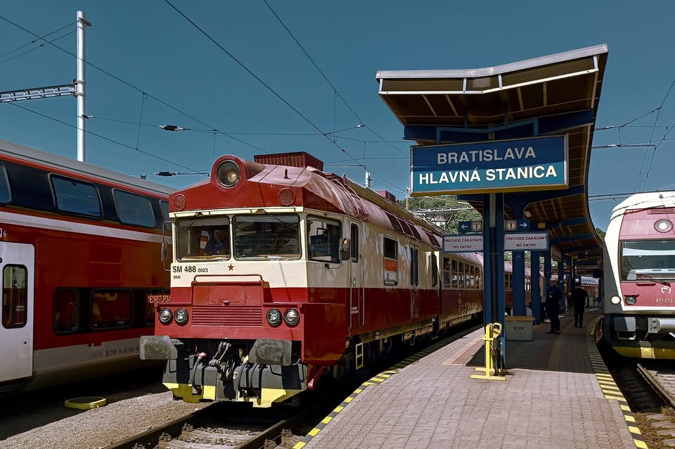 Legendárním Pantografem z Brna na Bratislavské Vánoce