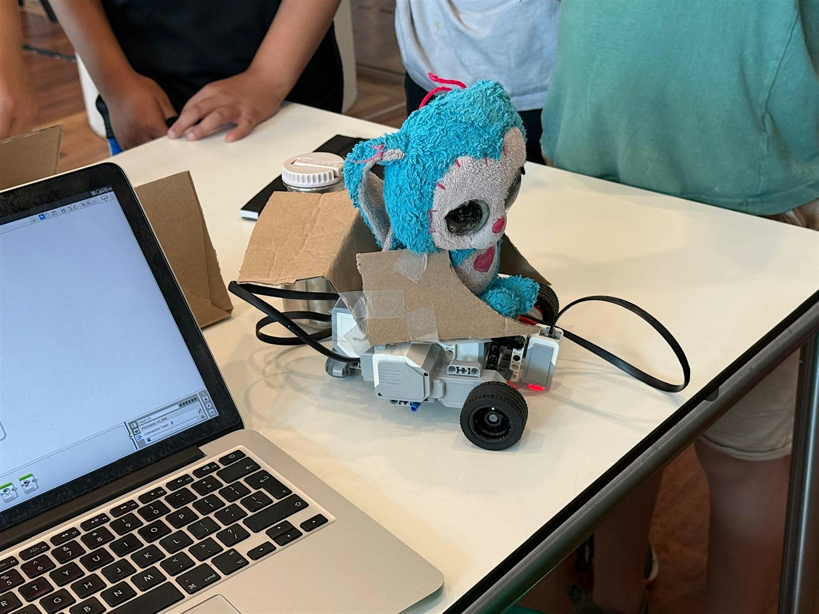 NewTechKids Tuesday Try It Out' Workshop at OBA Centraal: Oct. 28, 2025