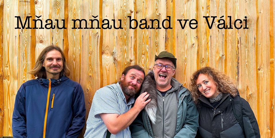 Saša Niklíčková a Mňau mňau band ve Válci