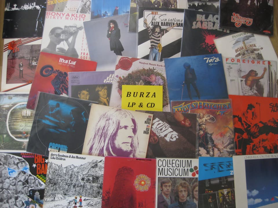 BURZA VINYLŮ & CD  v  UH BARU