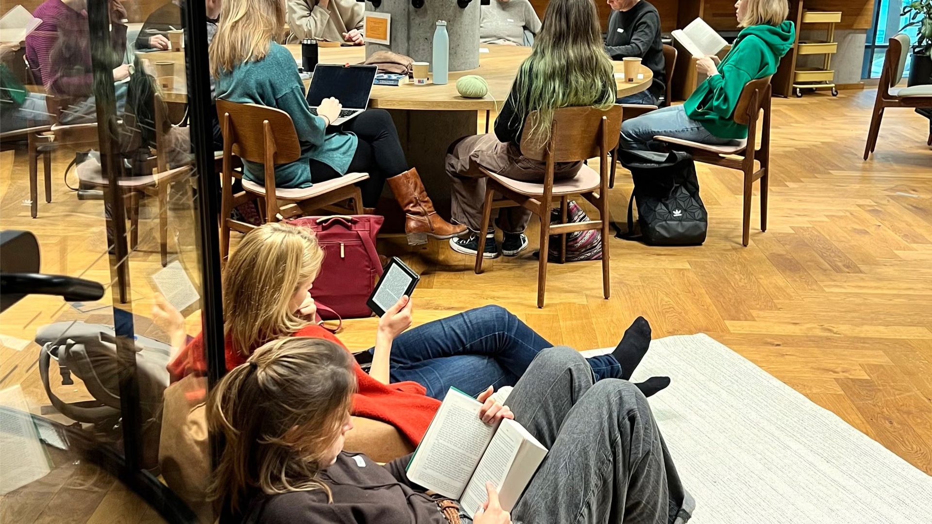 Reading Party ☕️📚