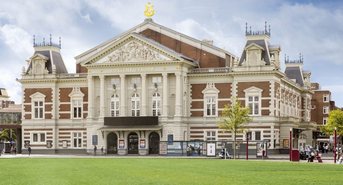 Yoav Levanon in CONCERTGEBOUW - Grieg Piano Concerto w AntwerpSymphOrch & Emmanuel Tjeknavorian