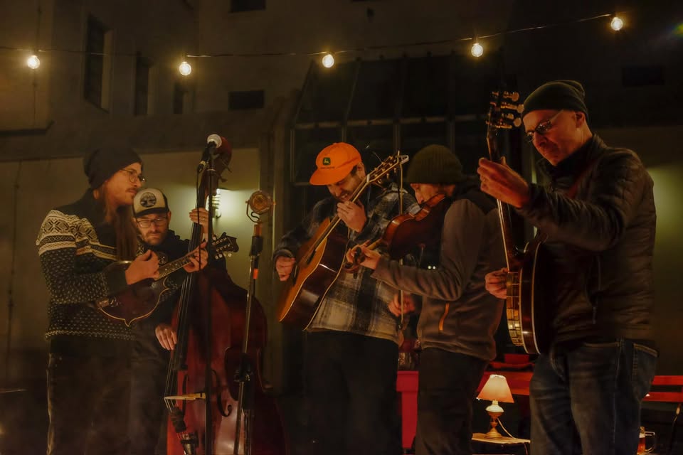 Band No.7 + Double Barrel v Dejvický nádražce
