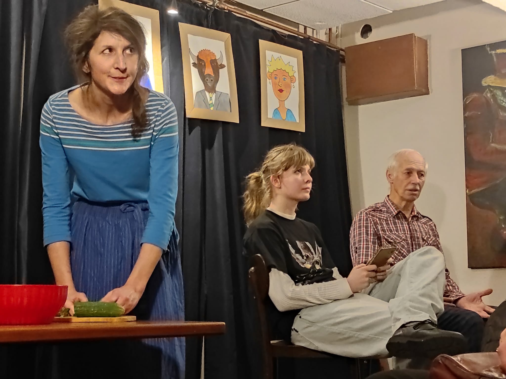 Kabaret Za školou: Matka samoživitelka versus roboti - divadlo Nespi