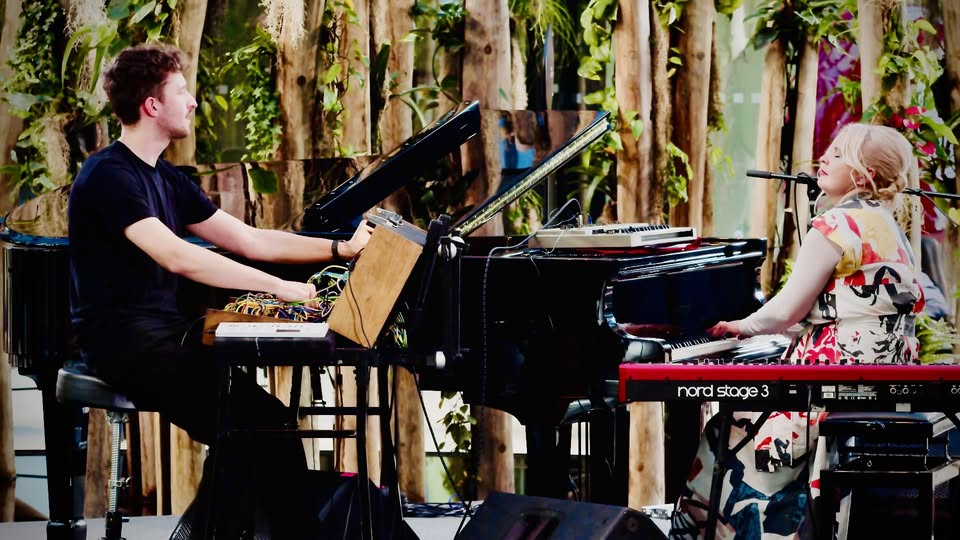 Beata Hlavenková a HRTL -Tralalauerát - album release concert