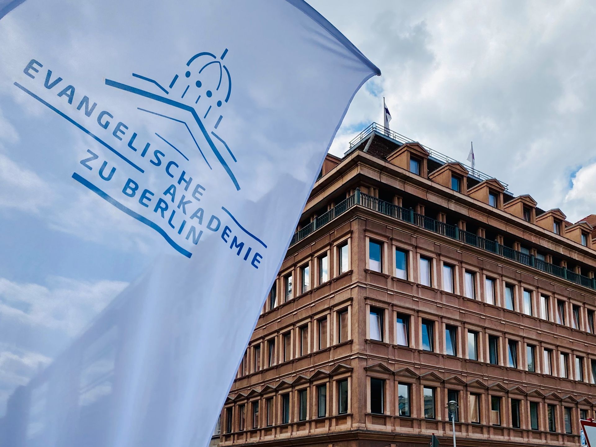 Aus Erfahrung Verantwortung. Aus Verantwortung Zukunft. 4. Ortskräftekongress