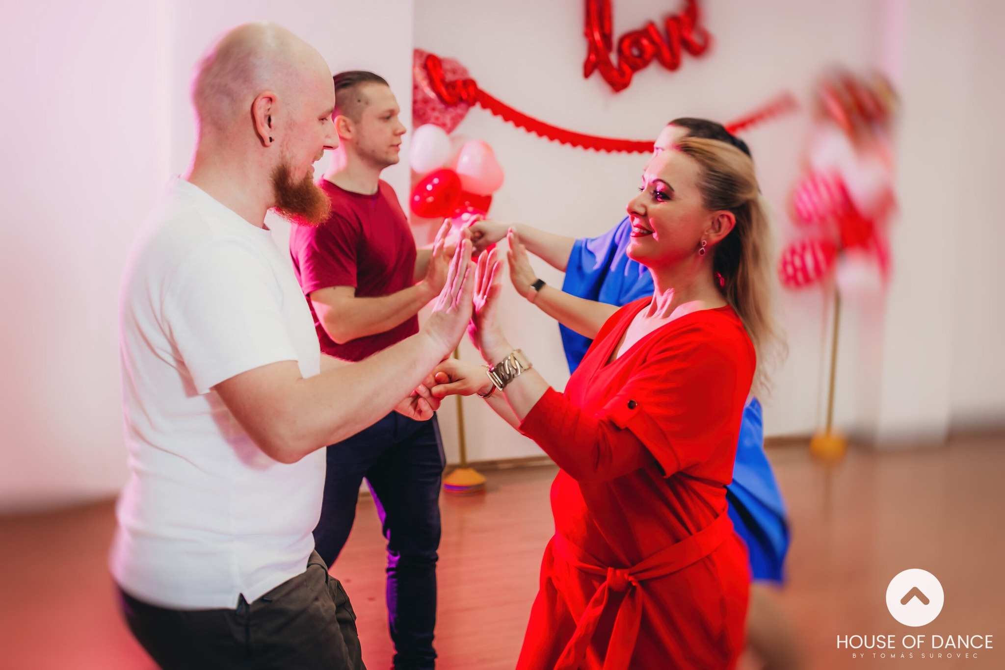 VALENTÍNSKA NOC - párty, workshopy, animácie