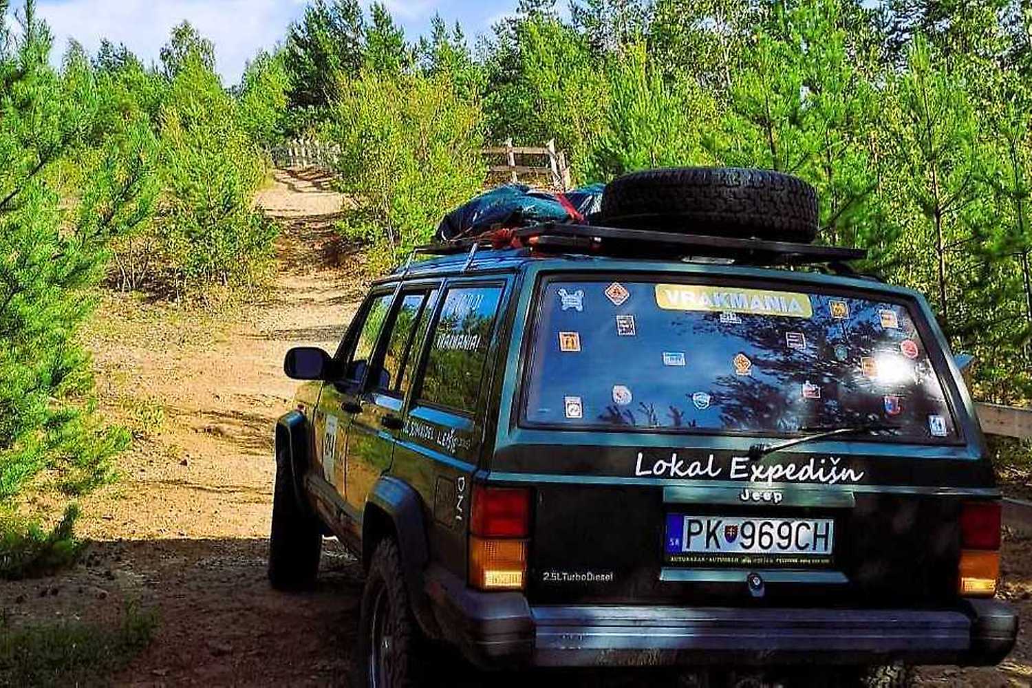 Vrakmania po Poľsku: Hrdzavé auto, ale aj tak chceš ísť na expedíciu?