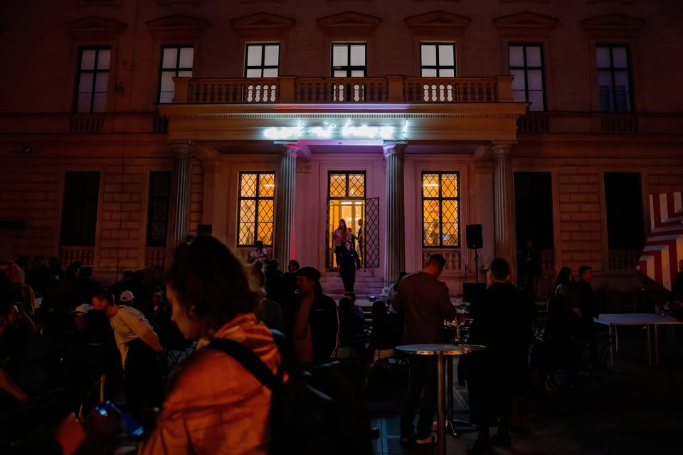 Vernissage Květoslava Fulierová: score / Vladimir Havlik: (A) and Performer