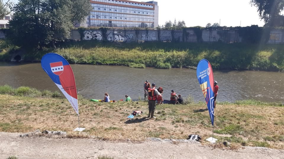 PŘEKROČME ŘEKU