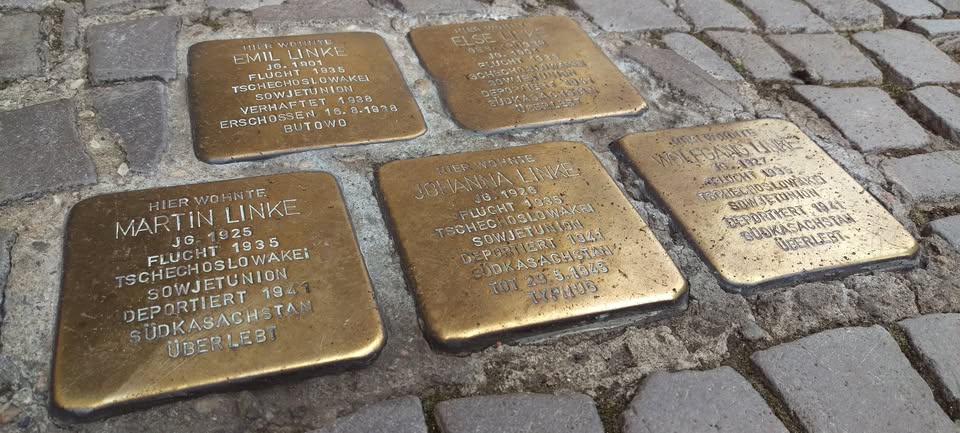 Stolperstein-Spaziergang durch den Richardkiez