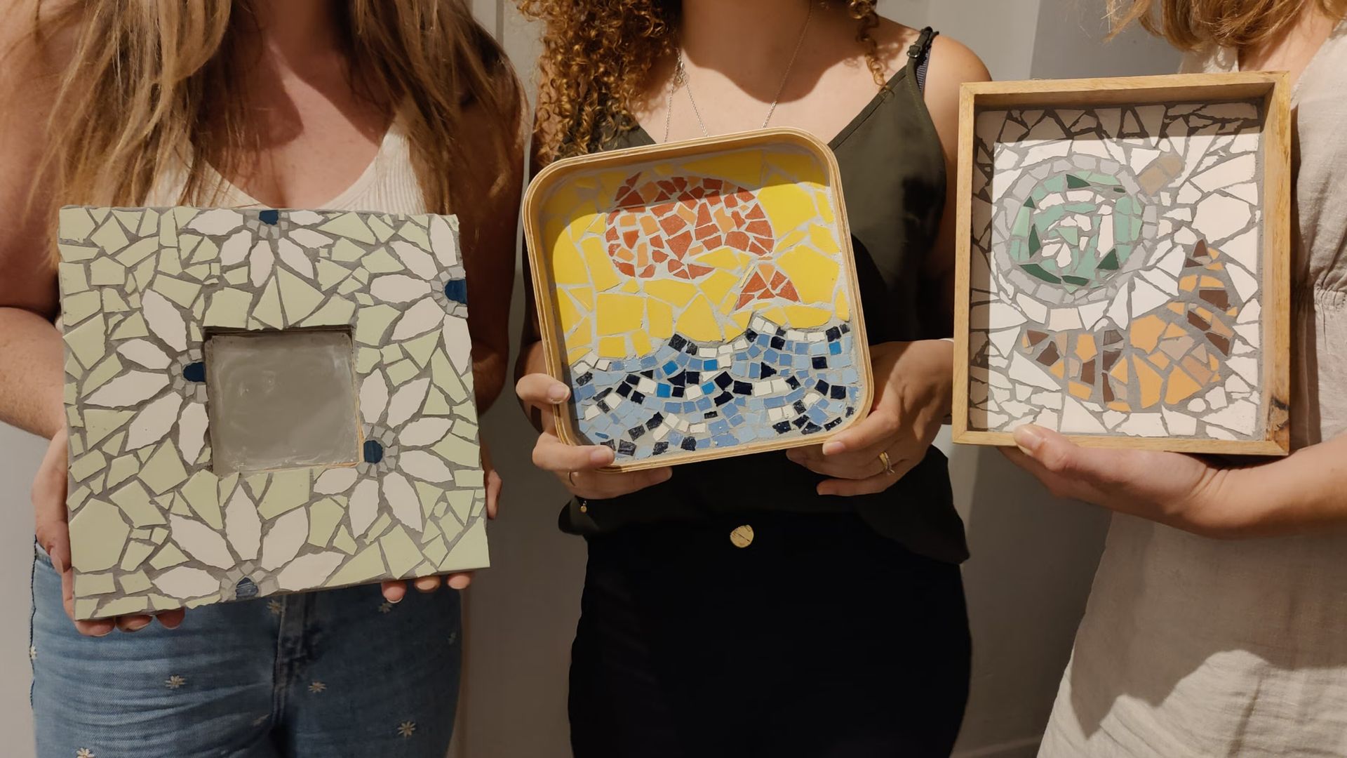 Make your own mosaic serving tray