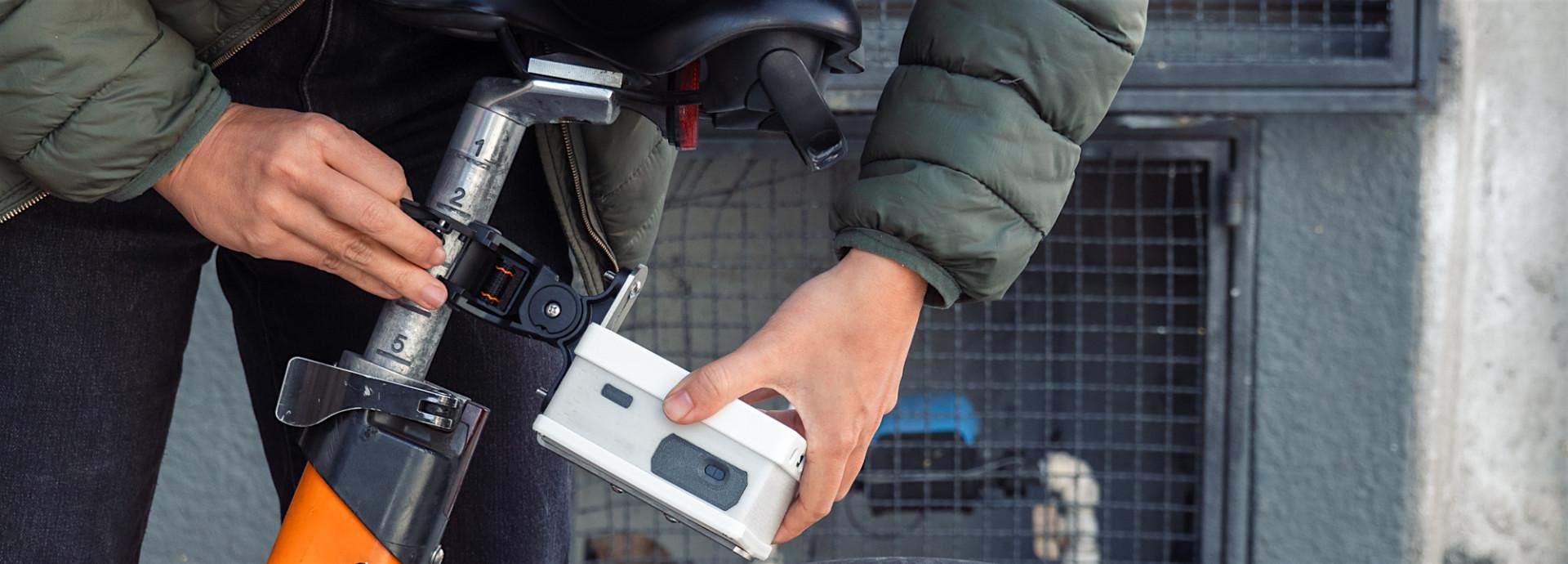 Citizen Data on Wheels: Sensing Berlin with senseBox:bike