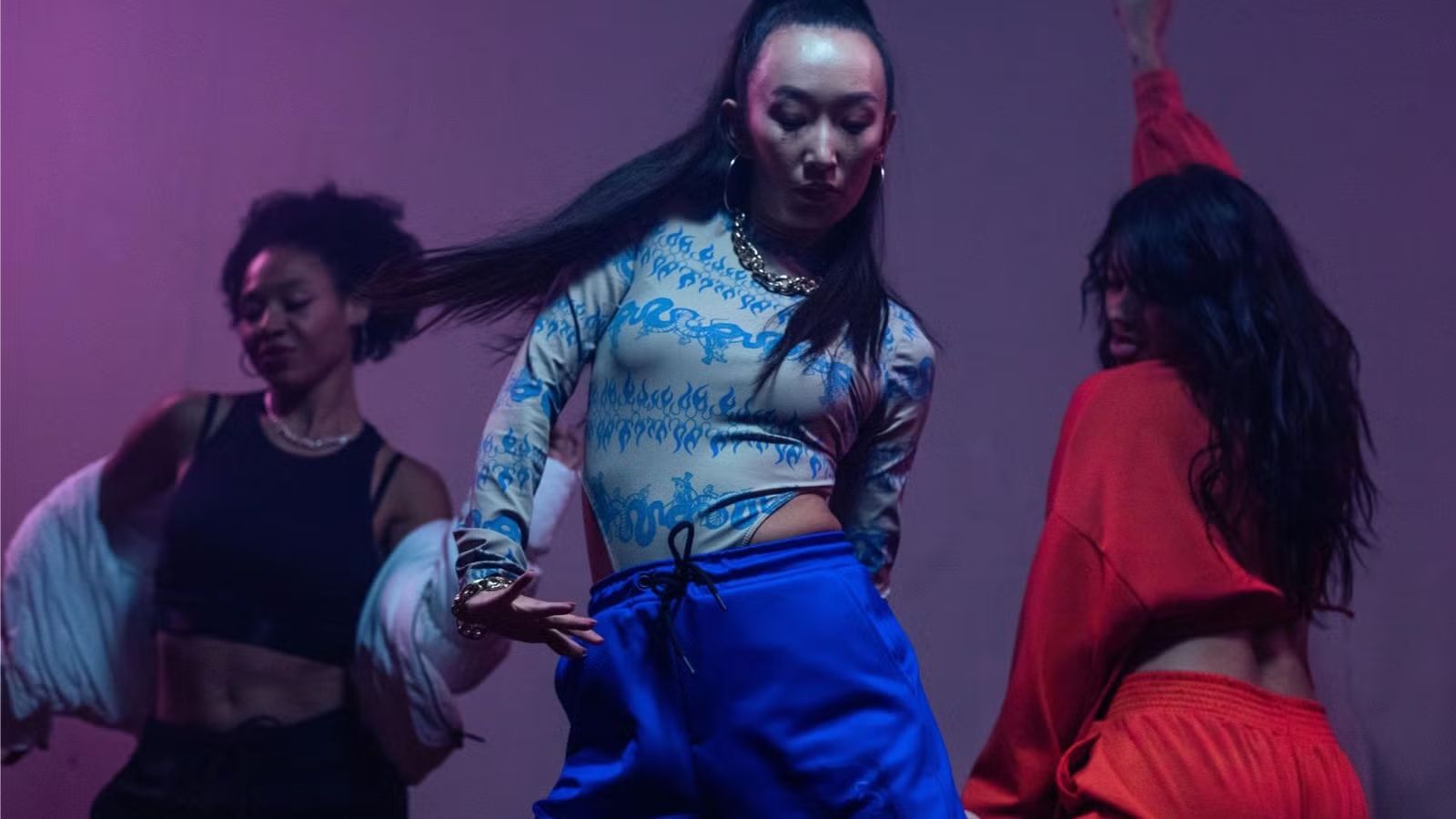 COMMERCIAL CONFIDENT (dance like You own the club)