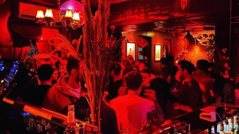 Catch DJ Pablo Cornejo next set .