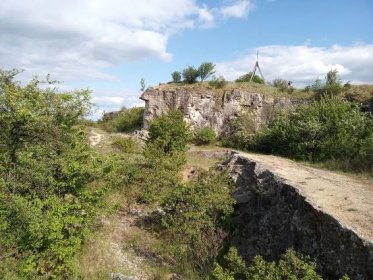 Stránská skála a okolí