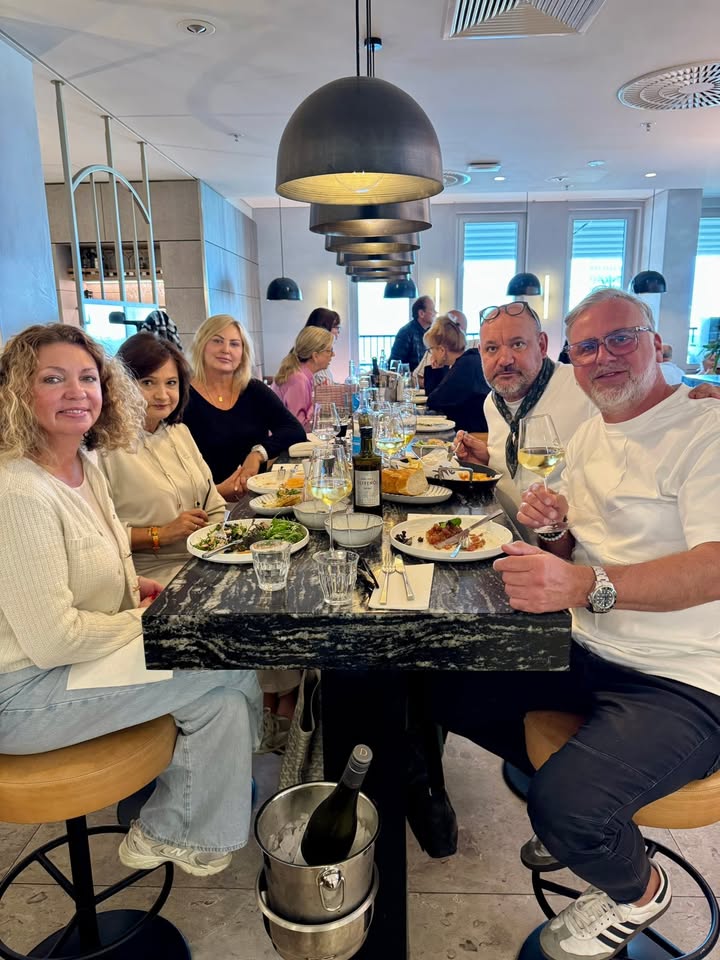 Die Sechste @KaDeWe 🦞💋❤️ Happy New Year 💥