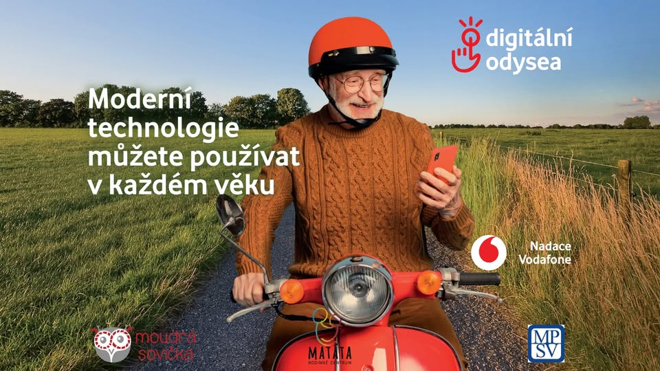 How to a smartphone and tablet - a lecture for seniors within the Digital Odyssey project