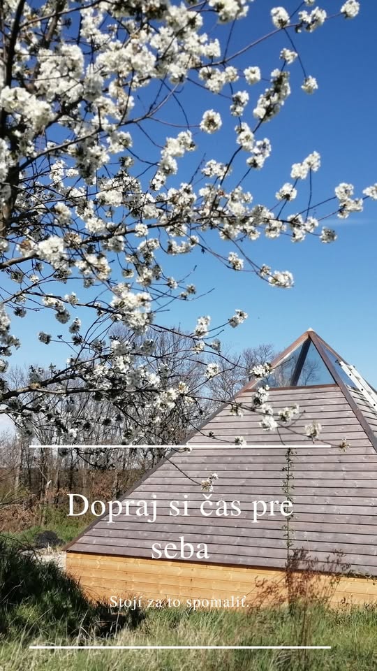 Ženský kruh v pyramíde