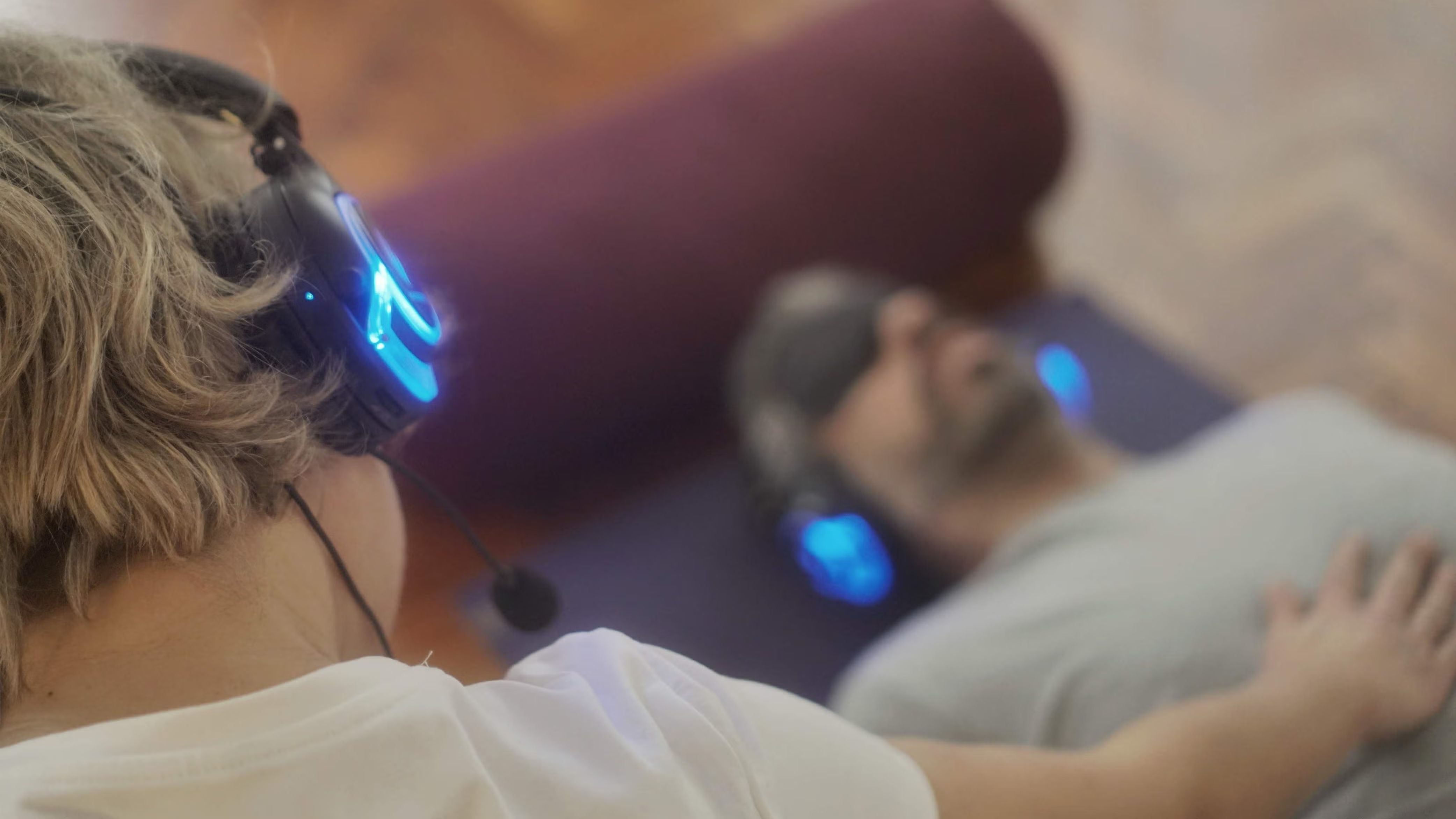 Holosomatic BREATH Therapy® with Headphones