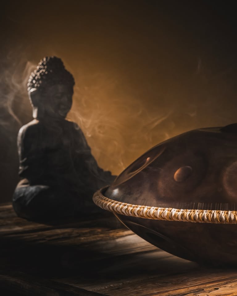 Handpan jam v Mocup(tečka)Space